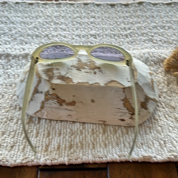 Gucci Sunglasses As Is - Picture 3 of 5